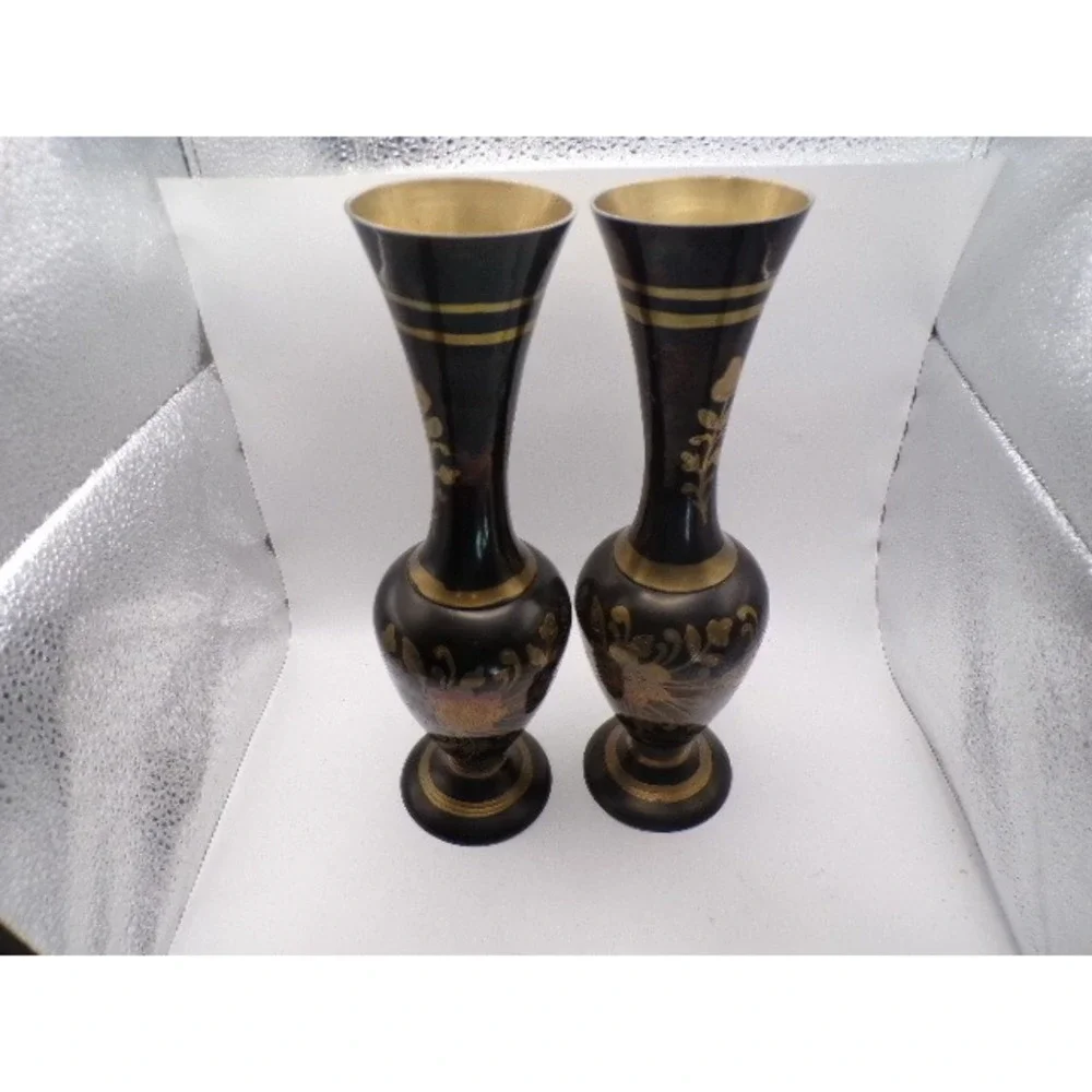 Pair Vintage Brass Black Etched‎ Floral Vases Decorative Accent Table Decor